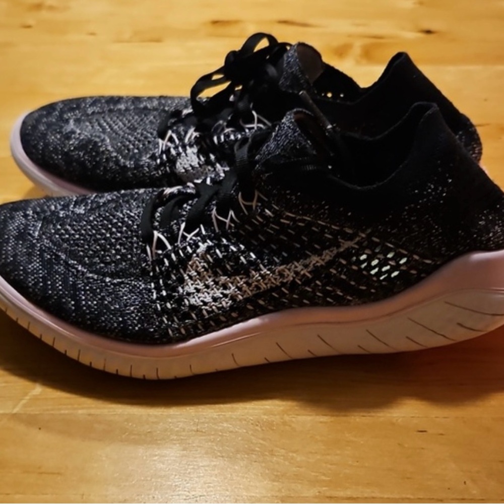 Nike Air RN Flynet Free Black Women's Sneakers